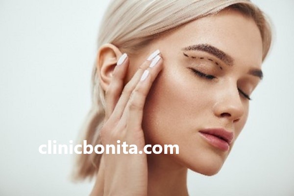 عمل بلفاروپلاستی مناسب چه افرادی است؟ | کلینیک بنیتای اصفهان