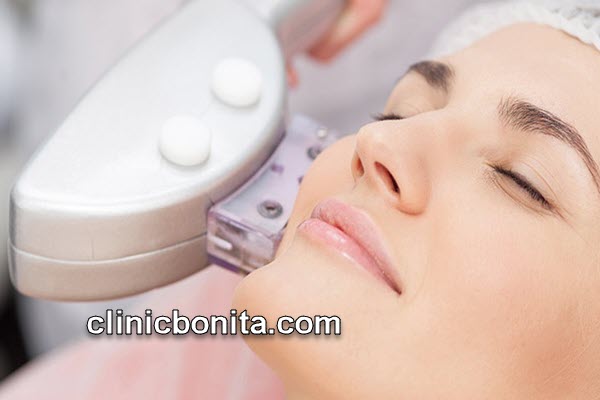 هزینه یک جلسه هایفوتراپی در اصفهان چقدر است؟ | کلینیک بنیتای اصفهان