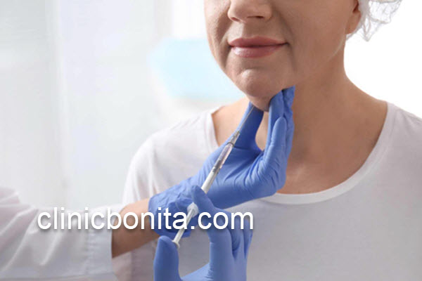 بهترین دکتر برای ساکشن غبغب | کلینیک بنیتای اصفهان