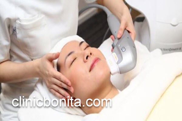 رفع غبغب با روش هایفوتراپی | کلینیک بنیتای اصفهان