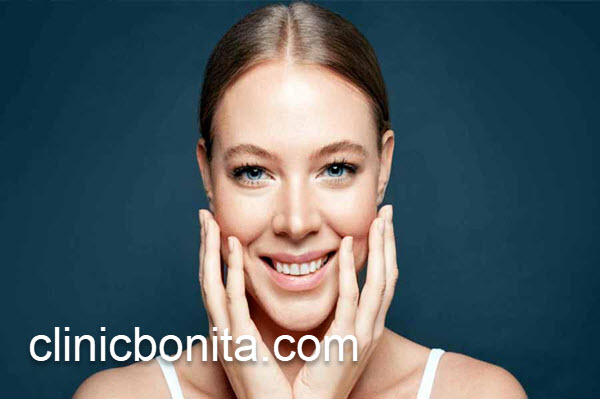 تخلیه بوکال فت توسط بهترین پزشکان زیبایی | کلینیک بنیتا اصفهان